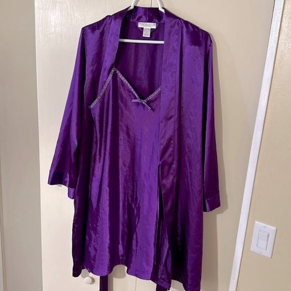 Morgan Taylor Intimates Robe and Slip Nightgown